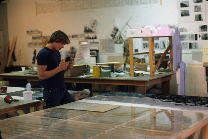 Illustration for article titled 142 Behind-The-Scenes Photos Reveal Blade Runner's Miniature WorldÂ